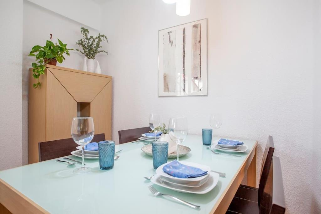Precioso Piso Moderno: Terraza, A/C, Netflix, Wifi Leilighet Valencia Eksteriør bilde