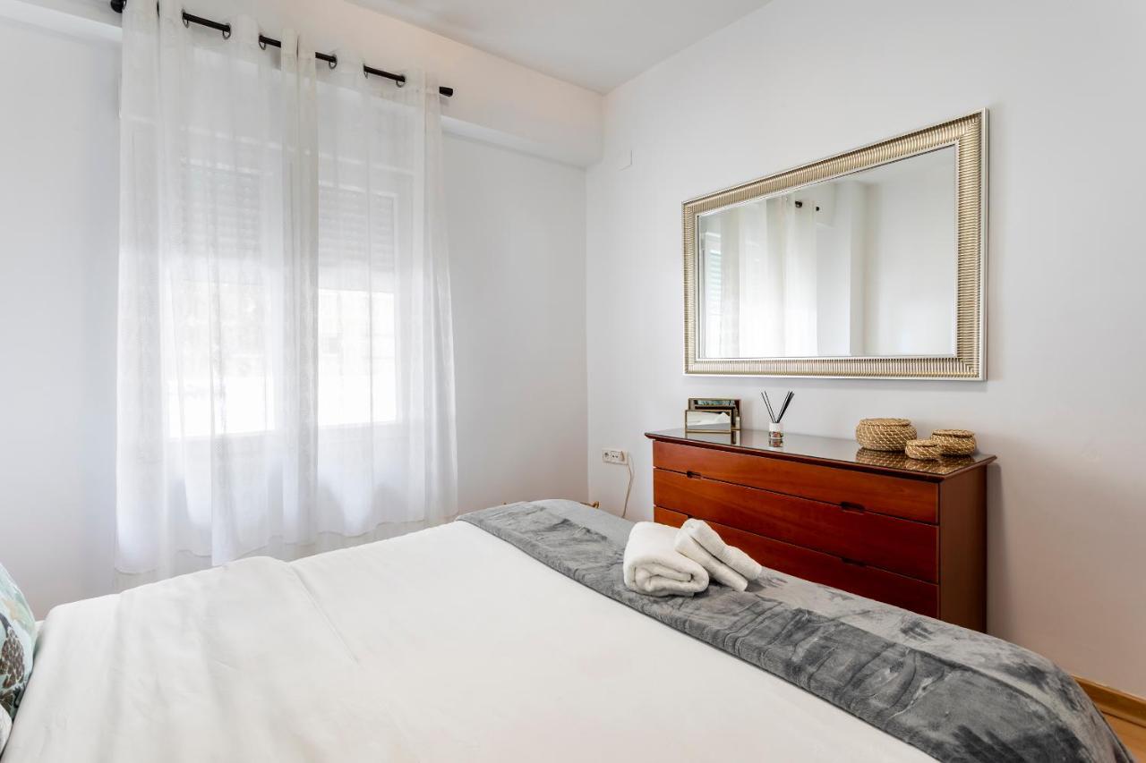 Precioso Piso Moderno: Terraza, A/C, Netflix, Wifi Leilighet Valencia Eksteriør bilde